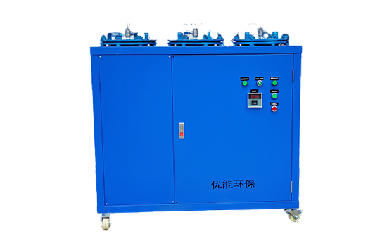 1629790836102394.jpg 力馬威潤滑油過濾設(shè)備003.jpg